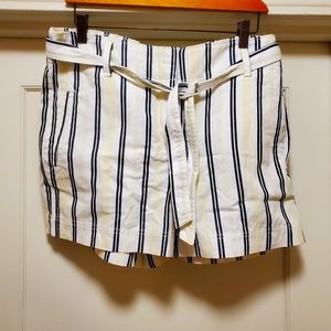 Tie waist shorts